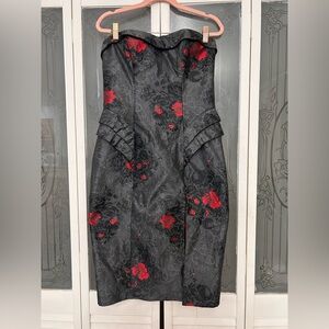 ABS Allen Schwartz Strapless Black and Red Dress 10 runs small